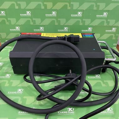 Sạc 1000W Evo Grand Feliz 2025 VeroX và pin phụ 2.4k Xe Vinfast