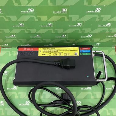 Sạc 1000W Evo Grand Feliz 2025 VeroX và pin phụ 2.4k Xe Vinfast