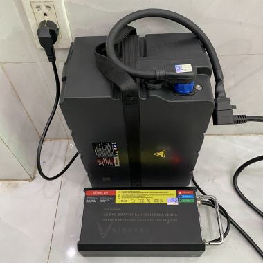 Sạc 1000W Xe Vinfast Evo Grand Feliz 2025 FelizS VentoS