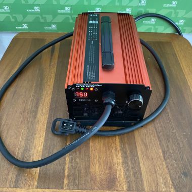 Sạc Siêu Nhanh 2000W cho xe Evo KlaraS2 FelizS VentoS TheoS