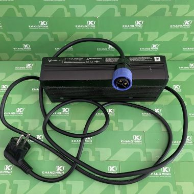 Sạc A1 60V 5A 350W Xe Máy Điện Vinfast Klara A1 mới 99%