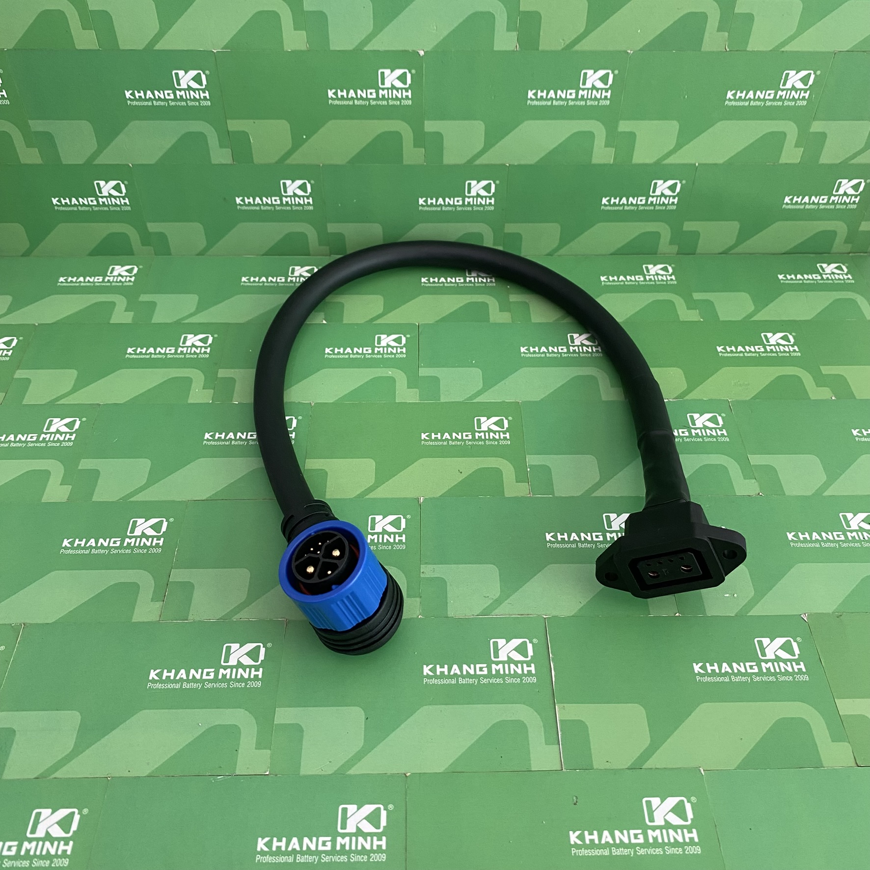 Giắc Chuyển Đổi Sạc Trực Tiếp Pin Evo Grand Xe Vinfast VF