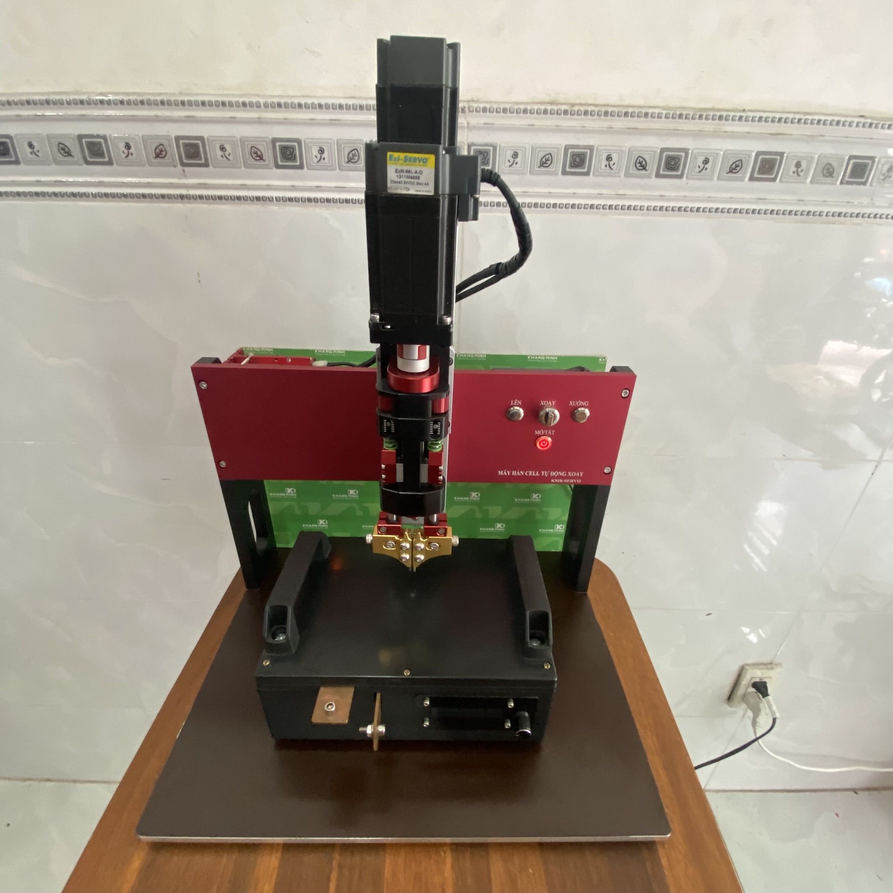 Trụ hàn tự động xoay EZI Servo 56L cao cấp CNC