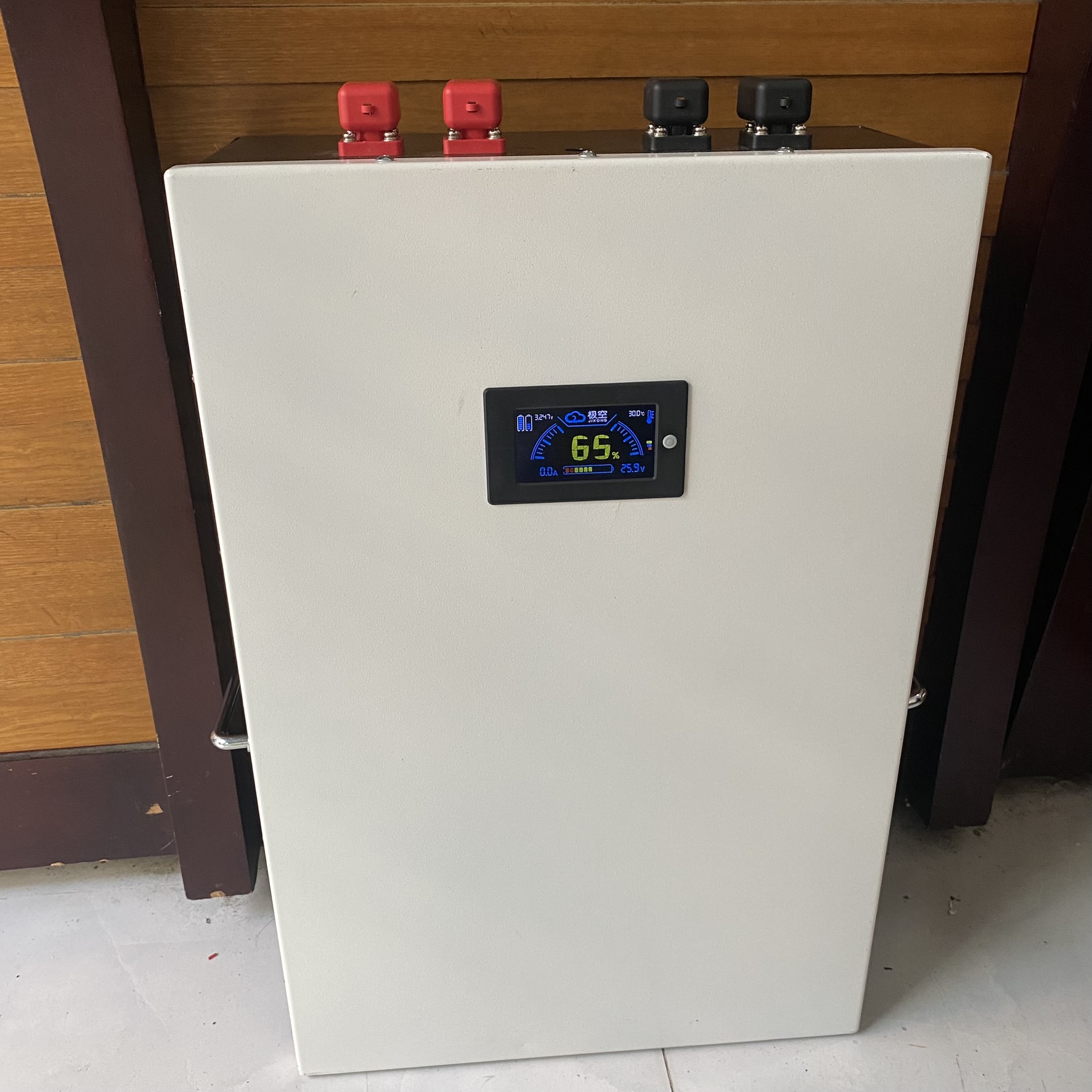 Pin Lithium 24V LiFePO4 Lưu Trữ Năng Lương Mặt Trời