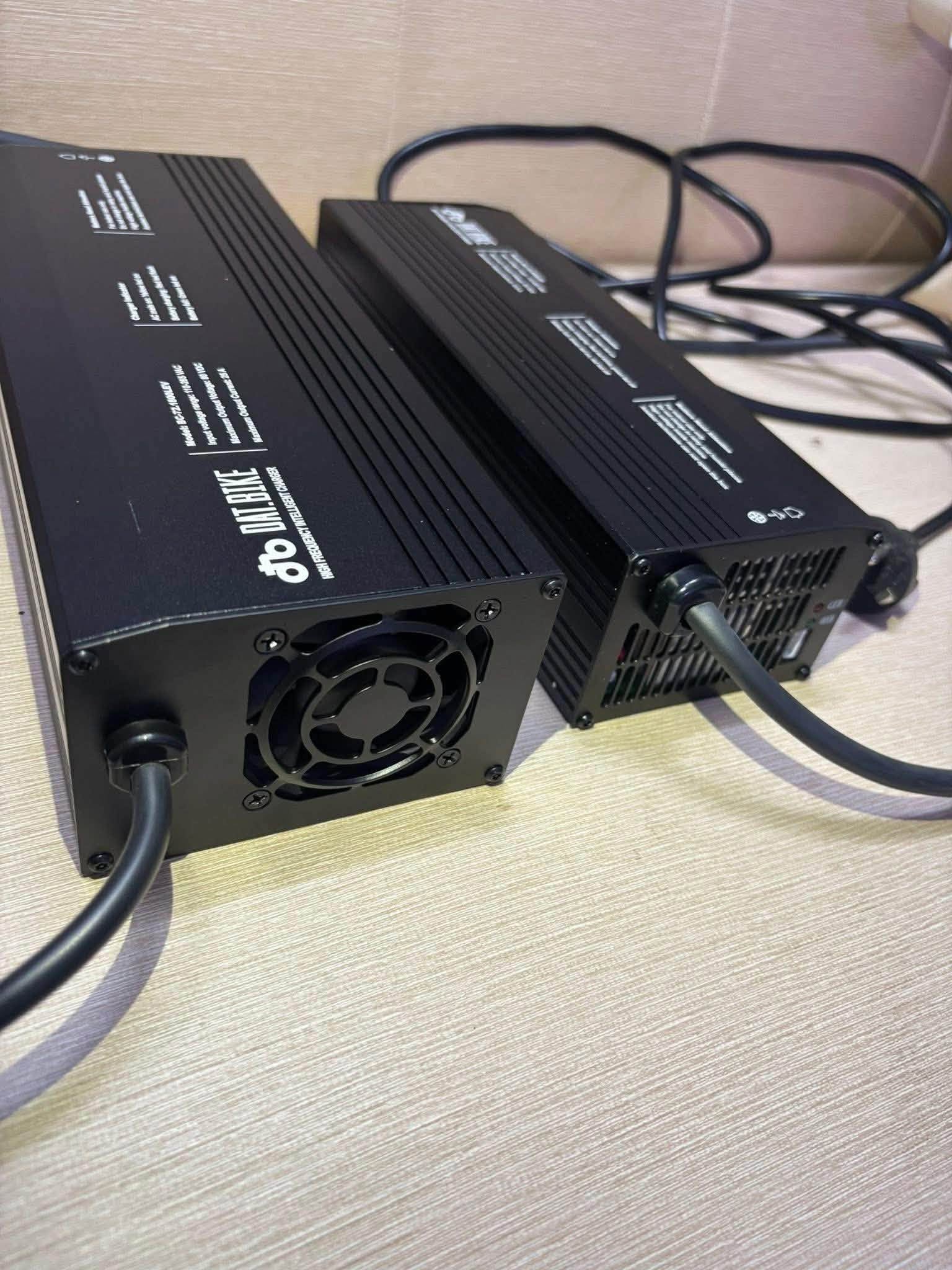 Sạc Dat Bike 1800W xe Quantum S1 S2 S3 chính hãng cũ